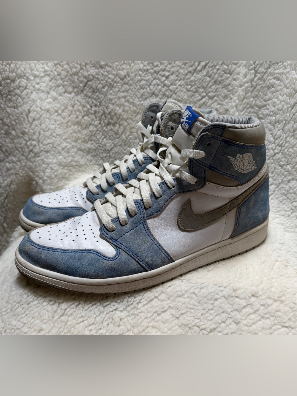 Nike Air Jordan 1 Retro High OG Hyper Royal 555088-402 Size 13